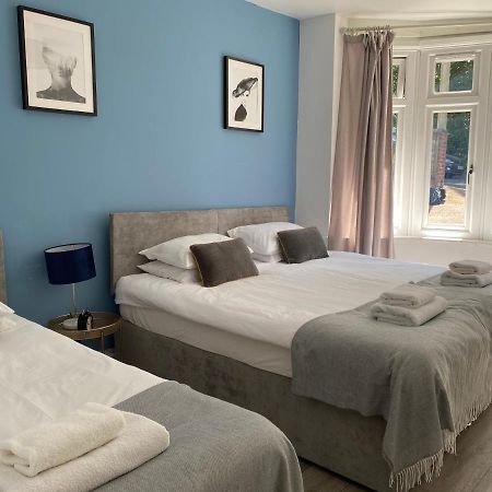 Accessible 3-Bedroom Bungalow With Patio +Driveway 南安普敦 外观 照片